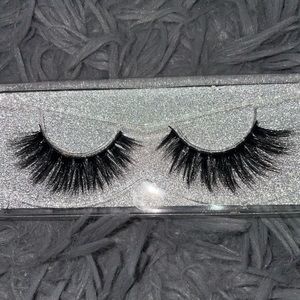 ‘India’ 18mm faux mink eyelashes